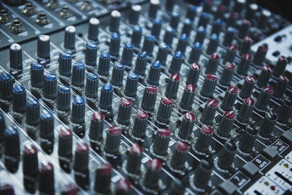 9 Chat Agent Jobs You Can Do From Home 9 Chat Agent Jobs You Can Do From Home