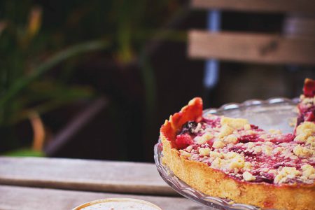 Pie, coffee & plums - free stock photo