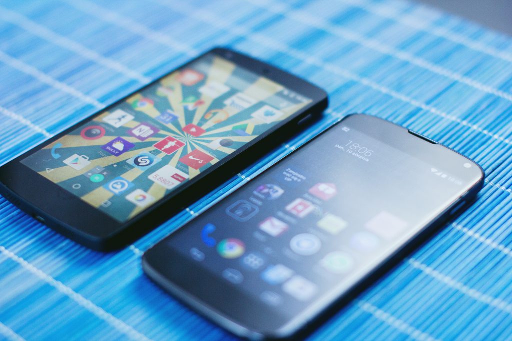 Google LG Nexus 4 & 5 - free stock photo