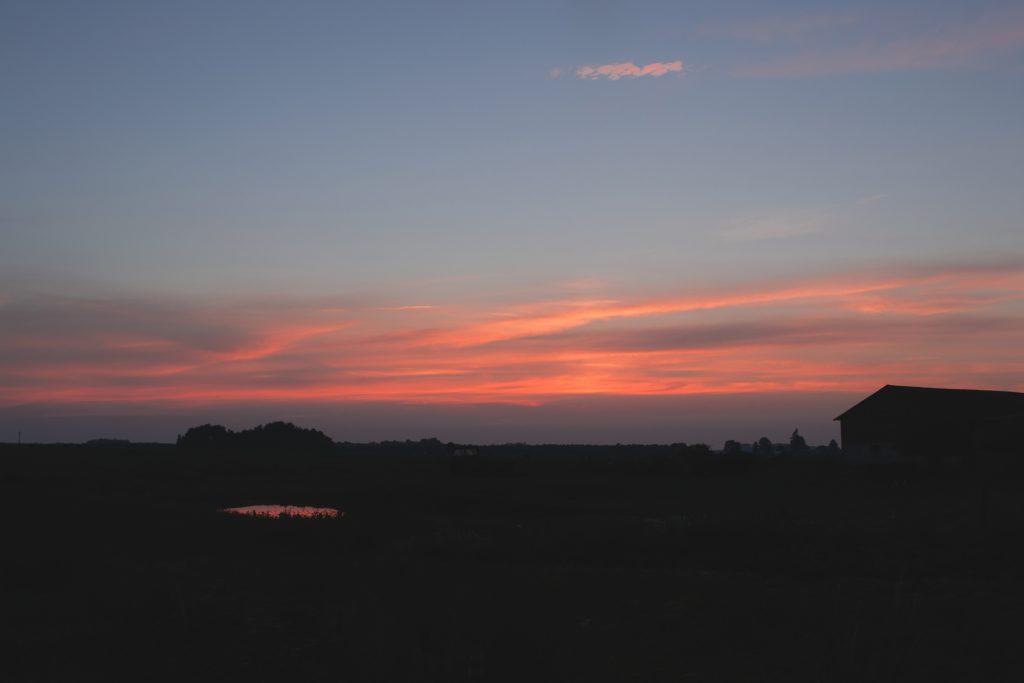 Dusk at the countryside - free stock photo