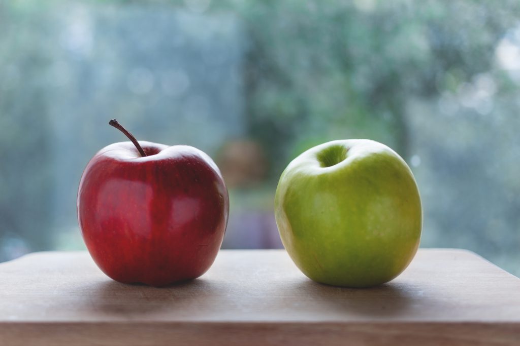Two apples 2 - free stock photo