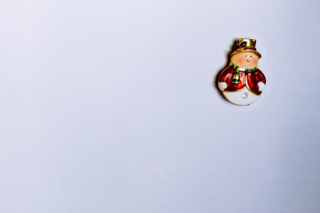 Fridge snowman magnet - free stock photo