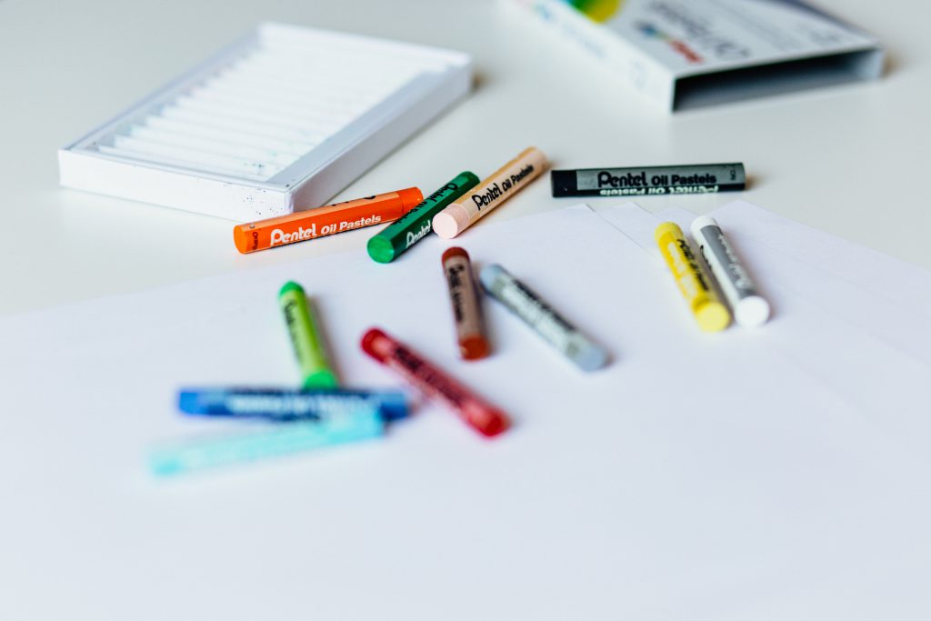 Crayons 2 - free stock photo