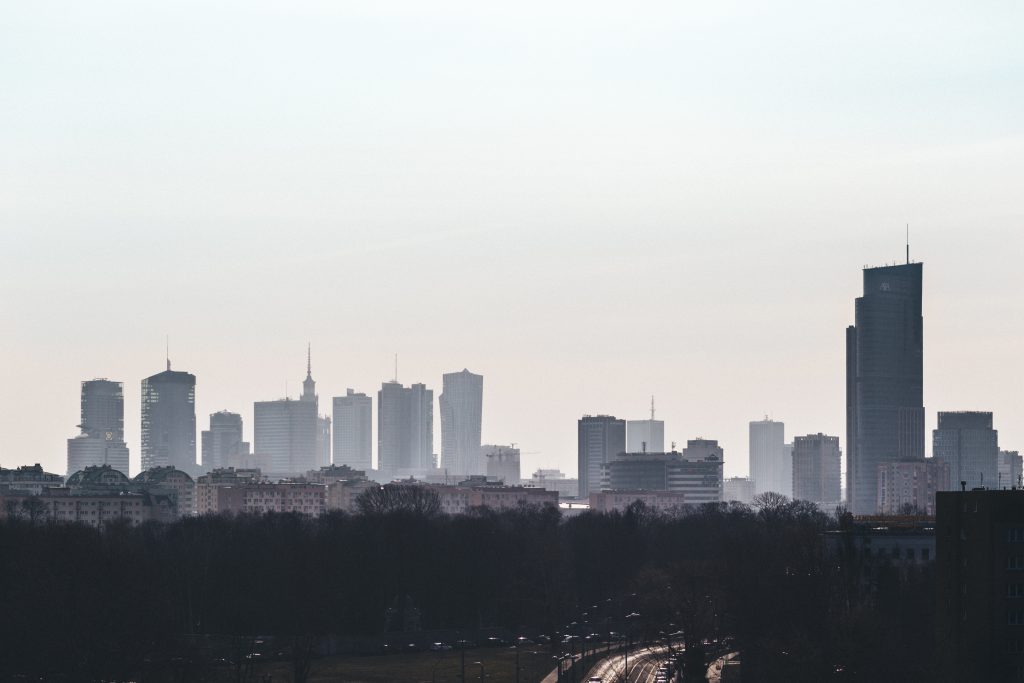 Early morning in the city - free stock photo