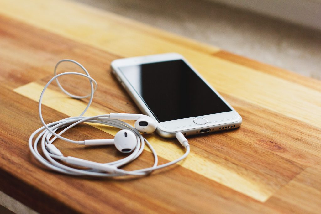 iPhone 6s with headphones - free stock photo