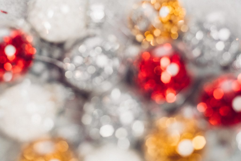 Mini baubles blurred 2 - free stock photo