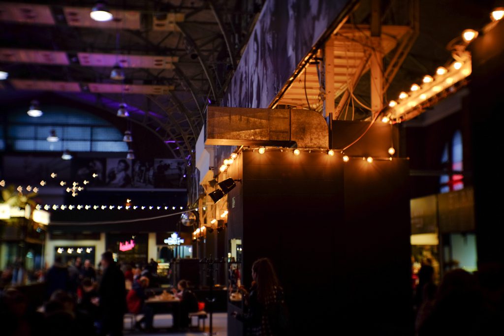 Food and drinks market lights - free stock photo