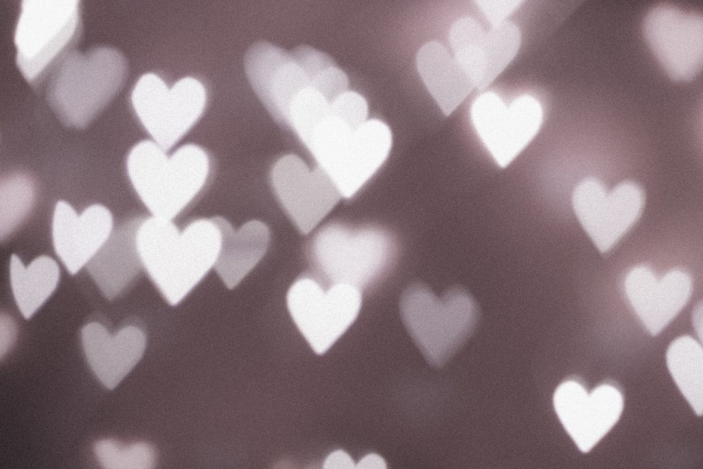 Heart shaped bokeh 3 - free stock photo