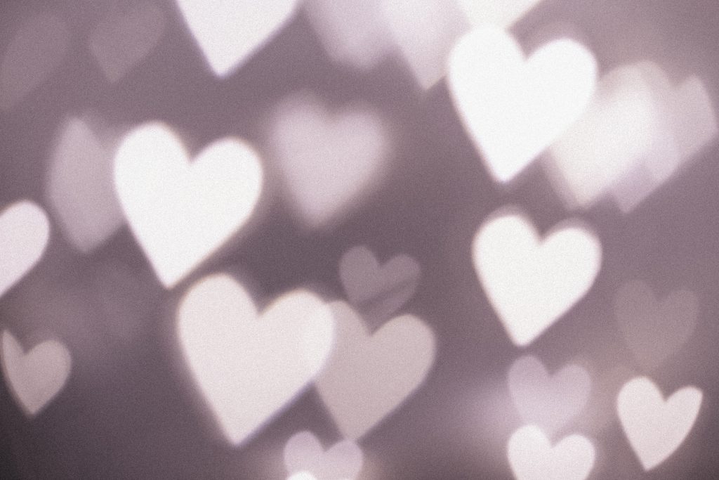 Heart shaped bokeh 4 - free stock photo