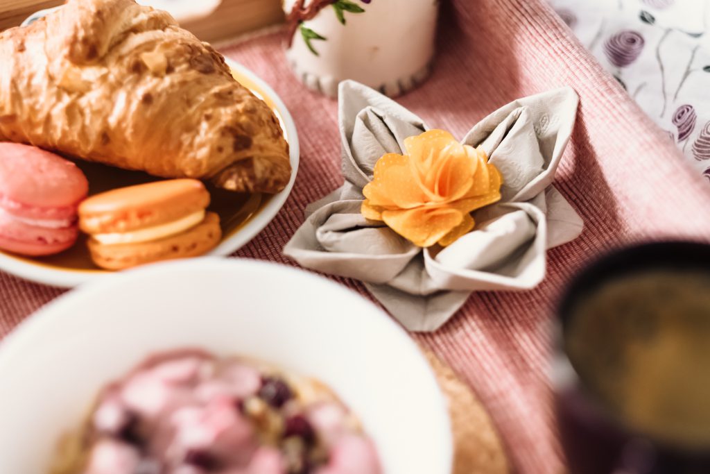 breakfast_in_bed_4-1024x683.jpg