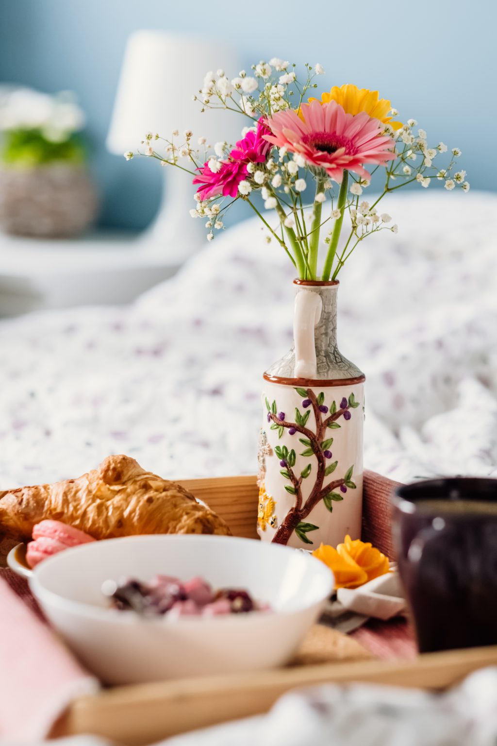 breakfast_in_bed_6-1024x1536.jpg