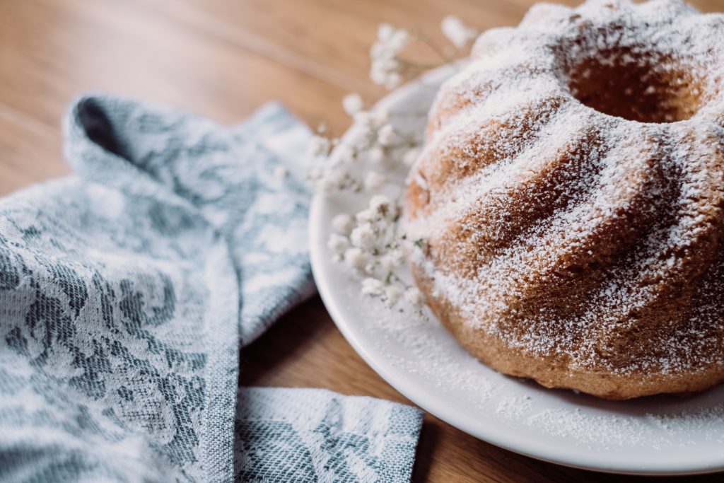 Pound Easter cake 3 - free stock photo