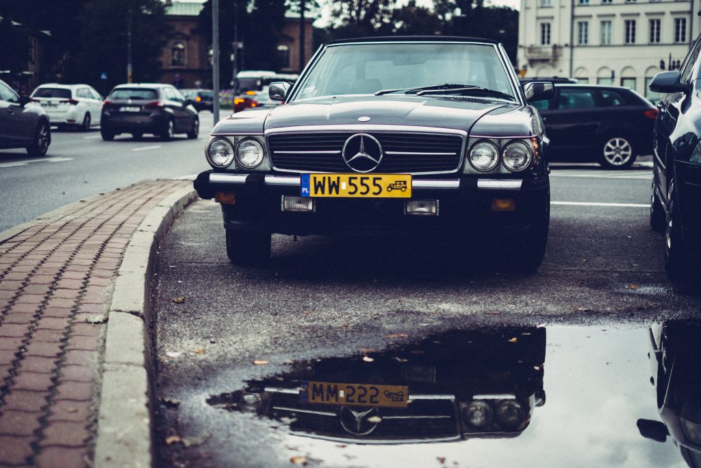 Retro Mercedes-Benz 2 - free stock photo