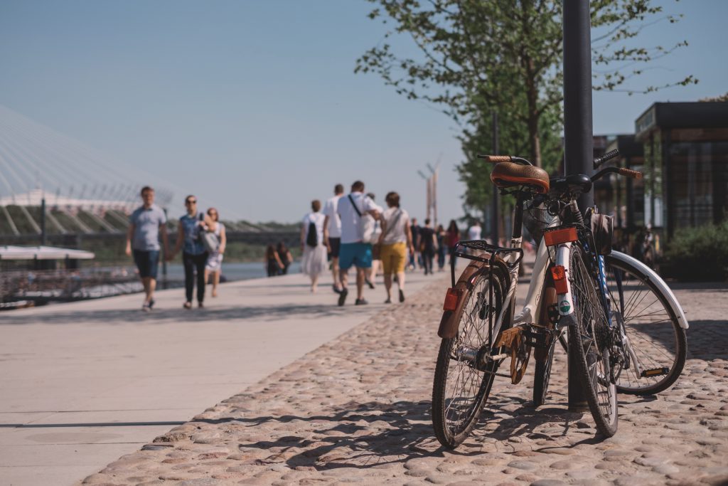 Promenade with passers by - free stock photo