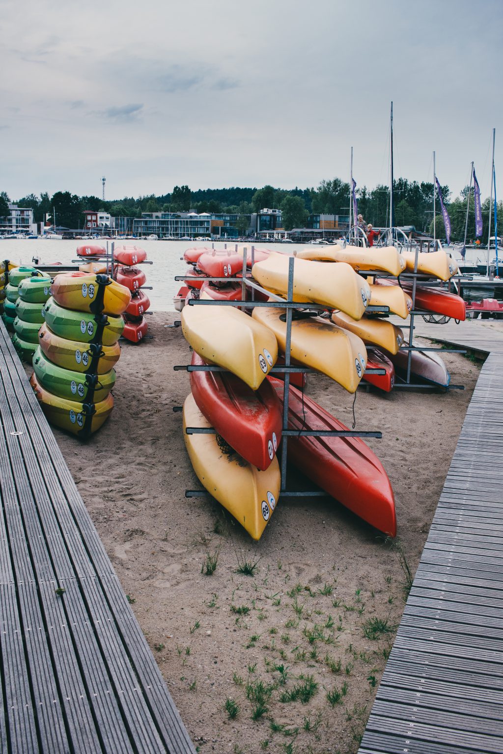 Kayak racks at the lake - free stock photo