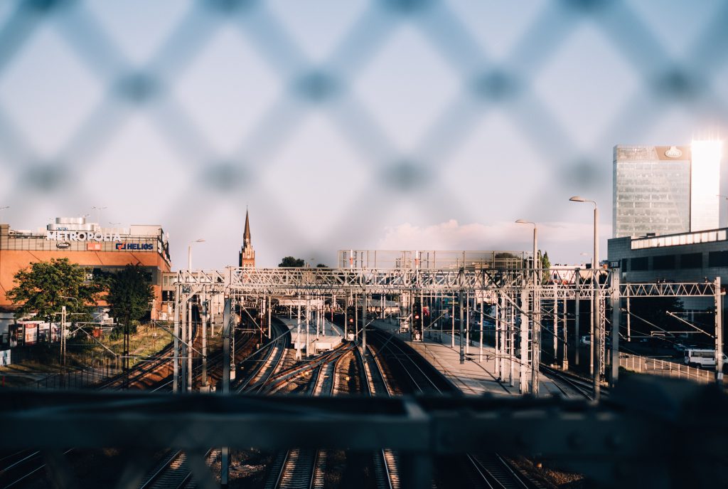 Big city railway station - free stock photo