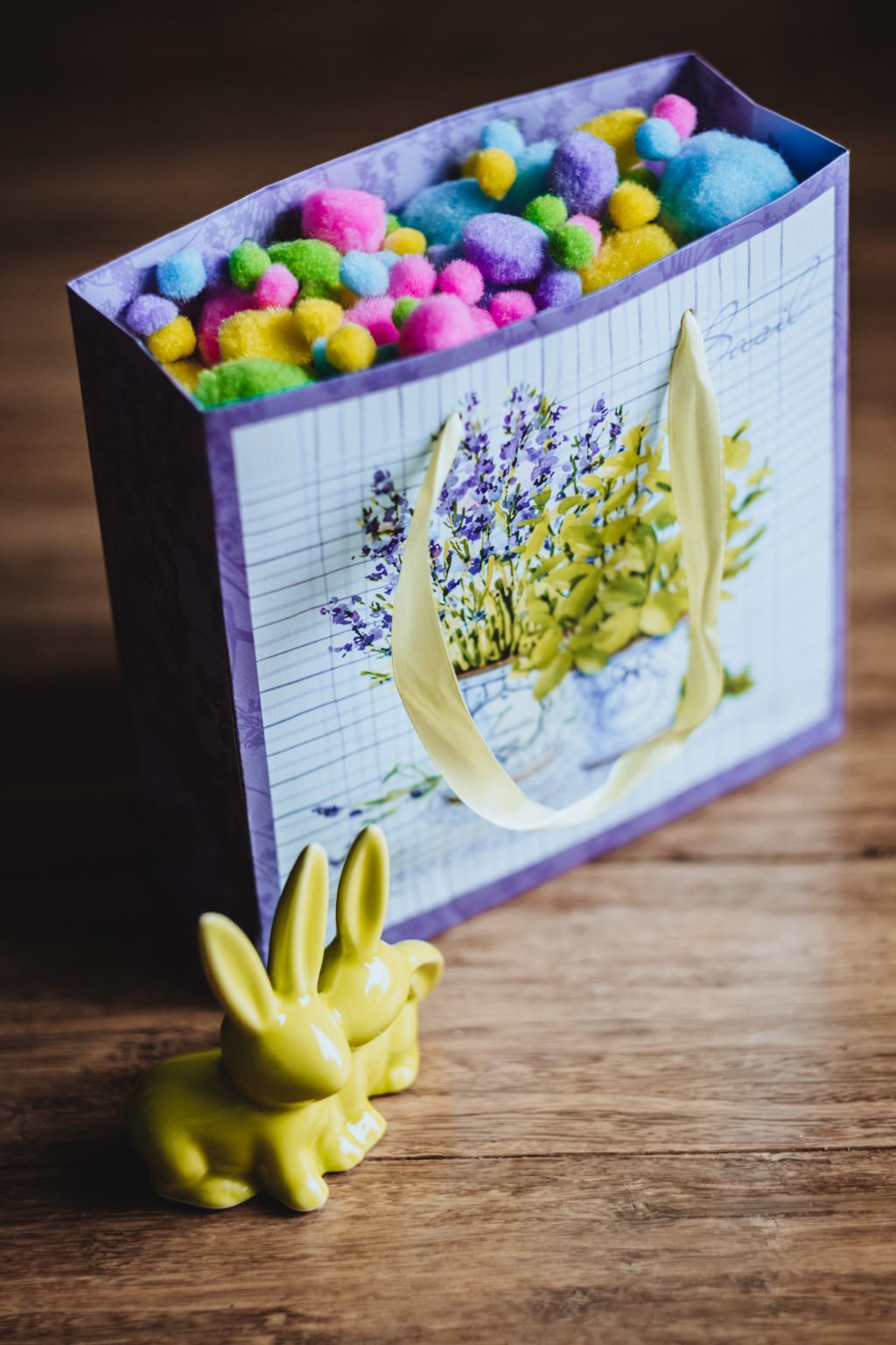 Easter bunny gift 7 - free stock photo