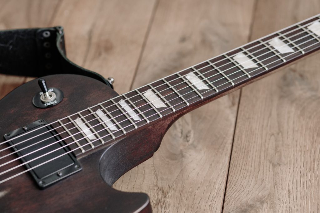 Gibson electric guitar 4 - free stock photo