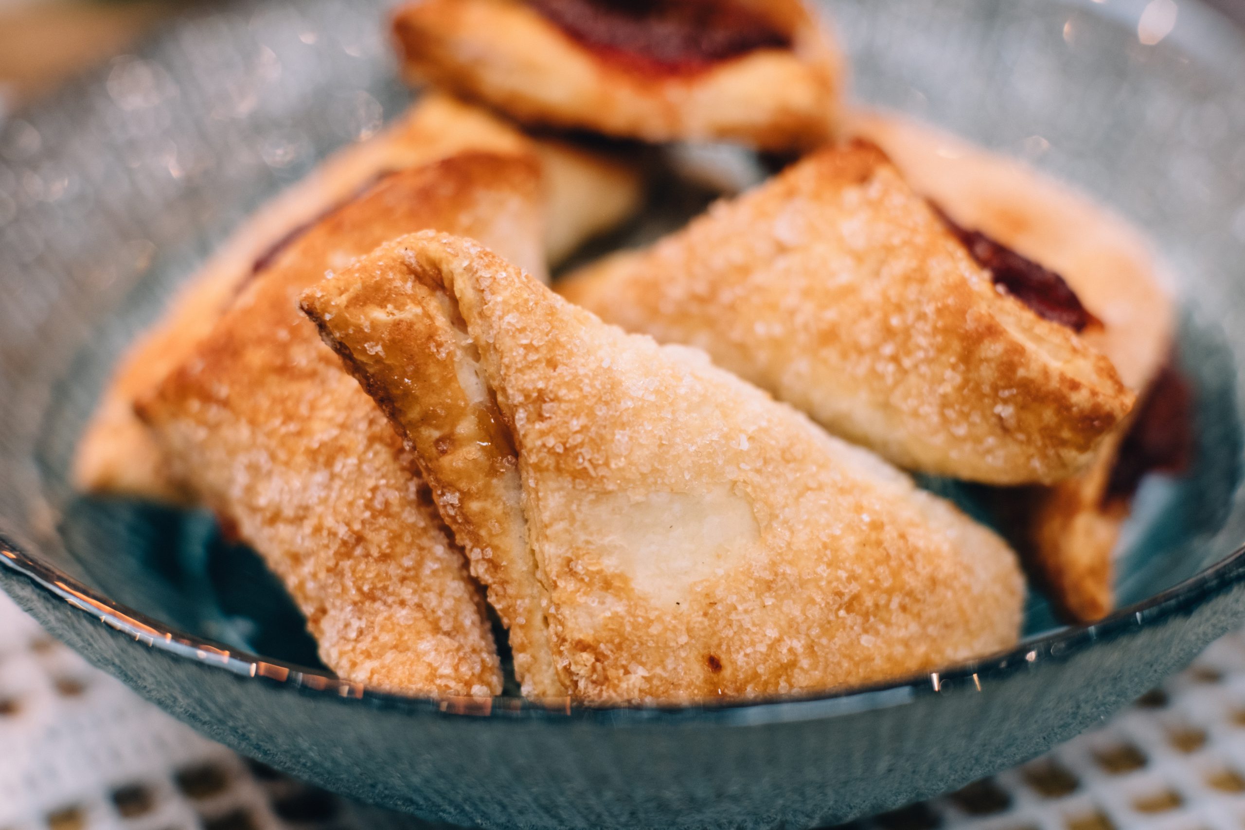 Bowl of pastries Free stock photo