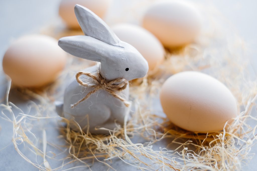 Ceramic Easter Bunny and plain eggs 2 - free stock photo