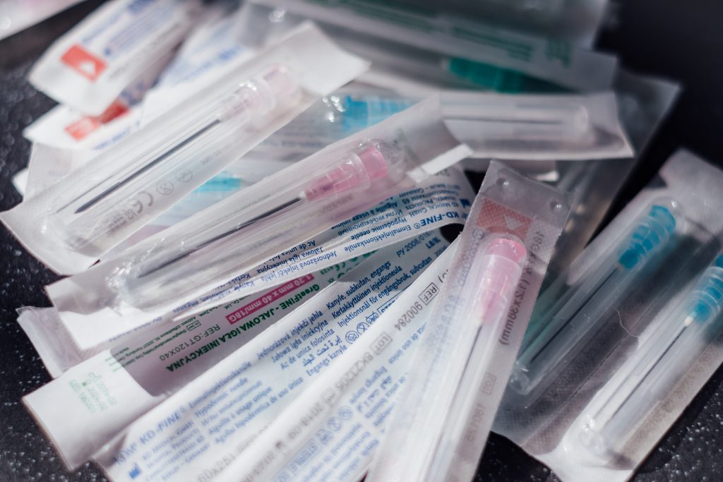 Disposable sterile needles 3 - free stock photo
