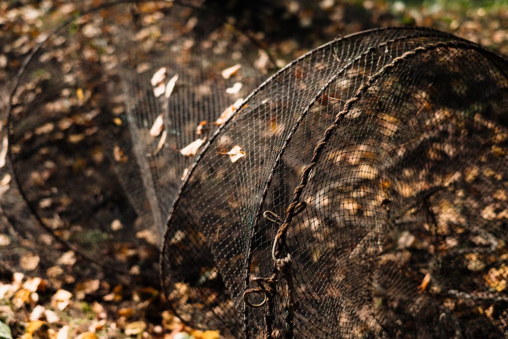 fish_net_lying_on_the_ground_2-1024x683.