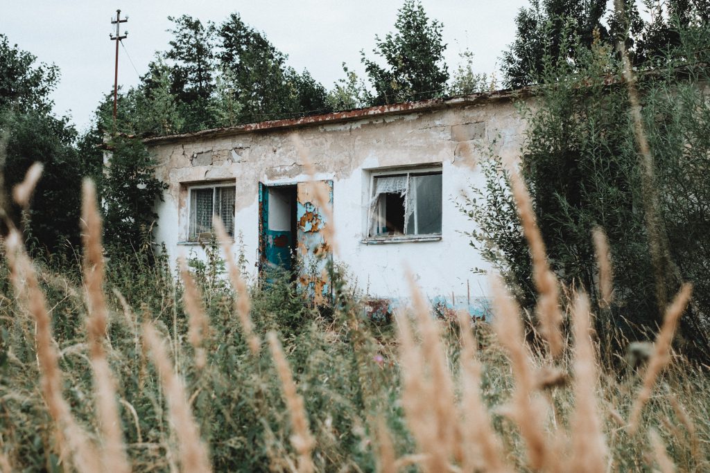 abandoned_ruined_building-1024x683.jpg